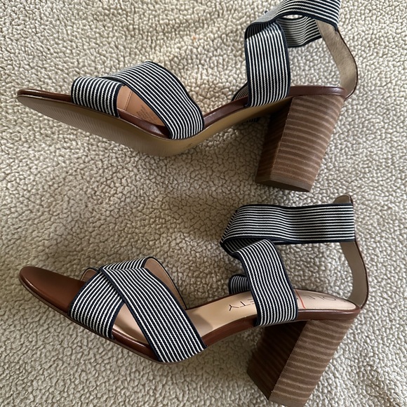 ★ Sole Society striped platform sandals, size 10 ★ - Picture 5 of 8
